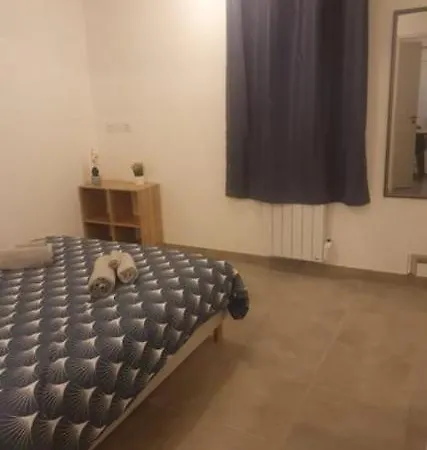 Appartement Jolie T2 En Rez De Chaussée