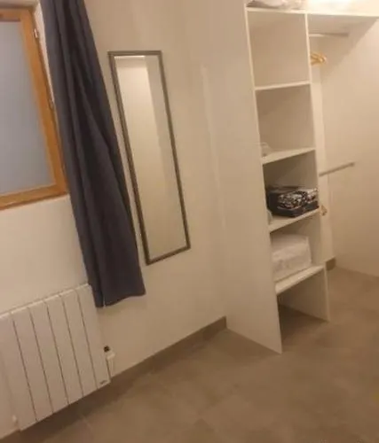 Jolie T2 En Rez De Chaussee *